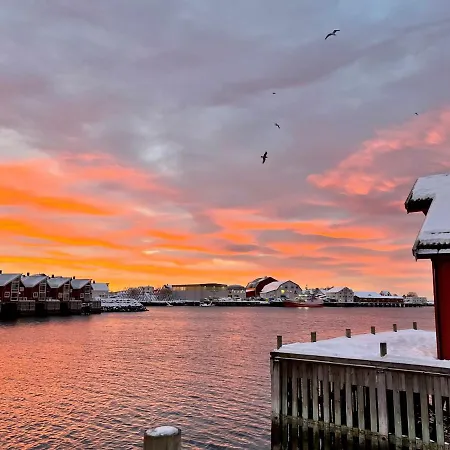 Anker Brygge 5*