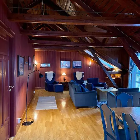 Anker Brygge 5* Svolvaer