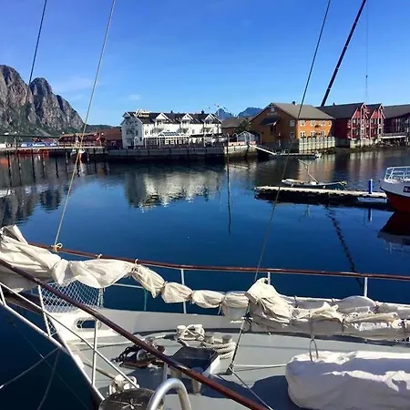 Anker Brygge 5*